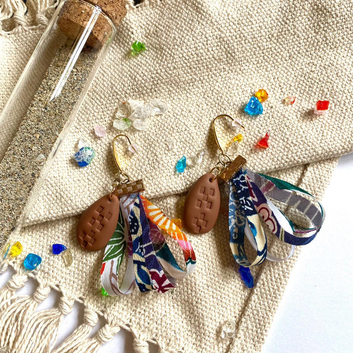 みきページ　ポリマークレイピアス ピアス】うるまの花 ポリマークレイ ピアス 沖縄 紅型ピアス